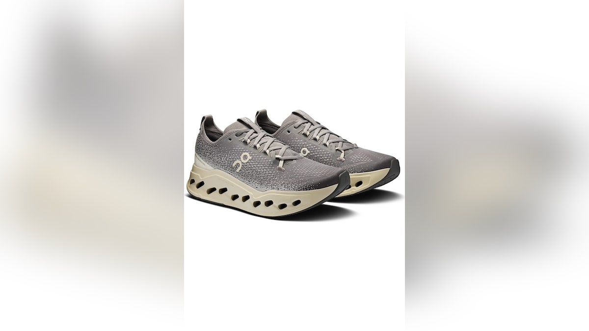 Run confidently on uneven terrain.