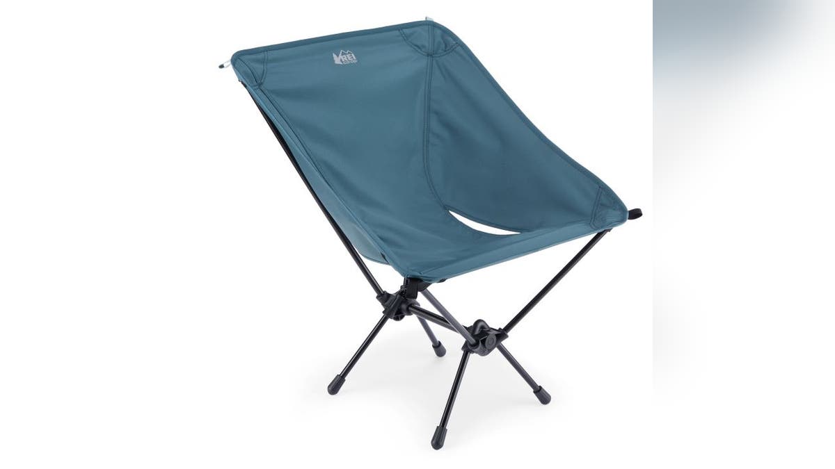 Pack light when you bring this camp chair.