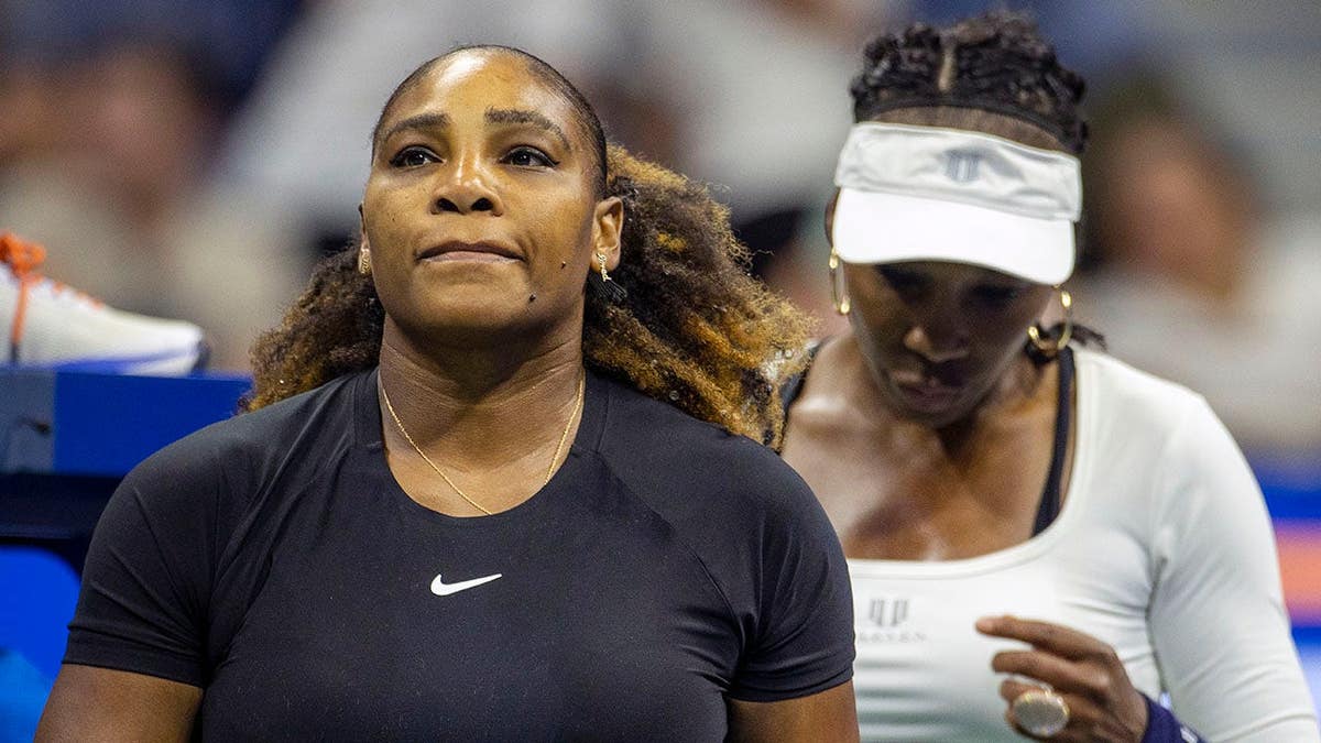 Williams sisters withdraw from Wimbledon doubles after Serena suffers knee injury