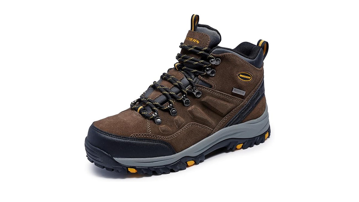 Enjoy all-day comfort in these waterproof hiking boots.