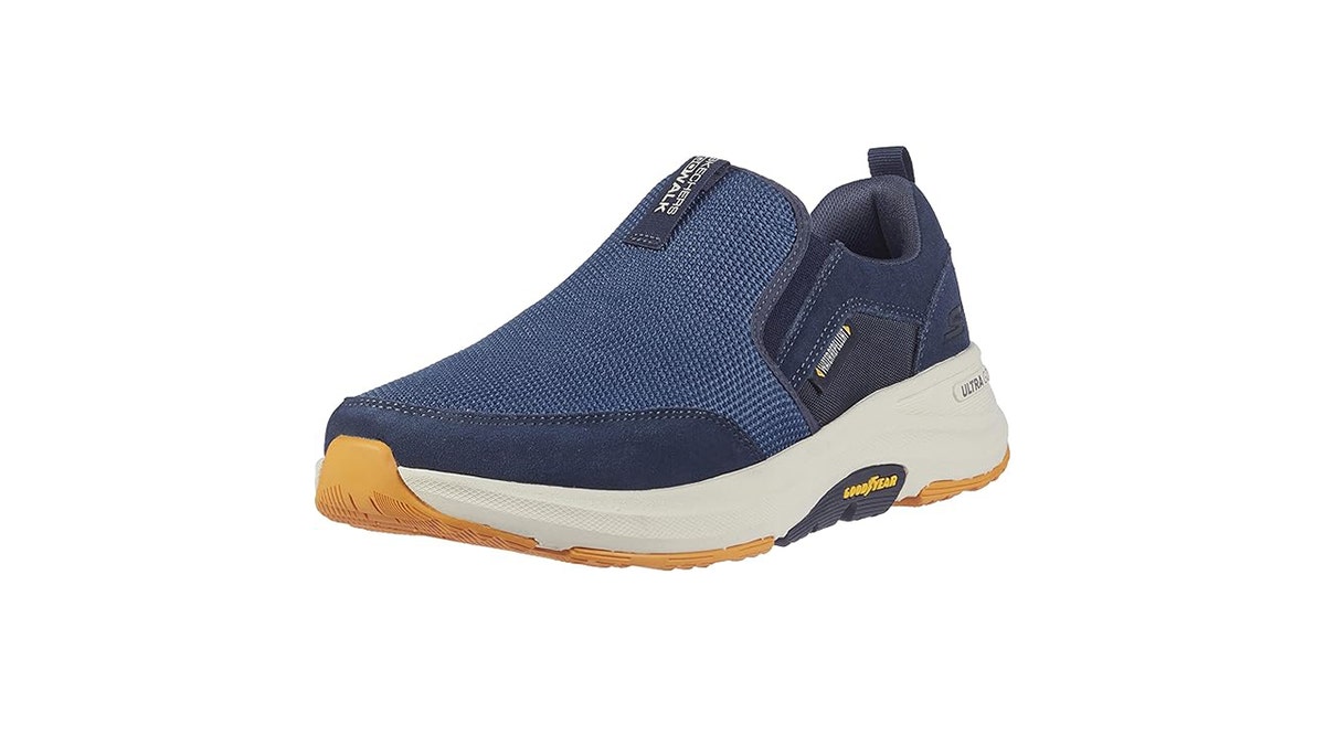 Slip these outdoor-ready shoes on without bending over.