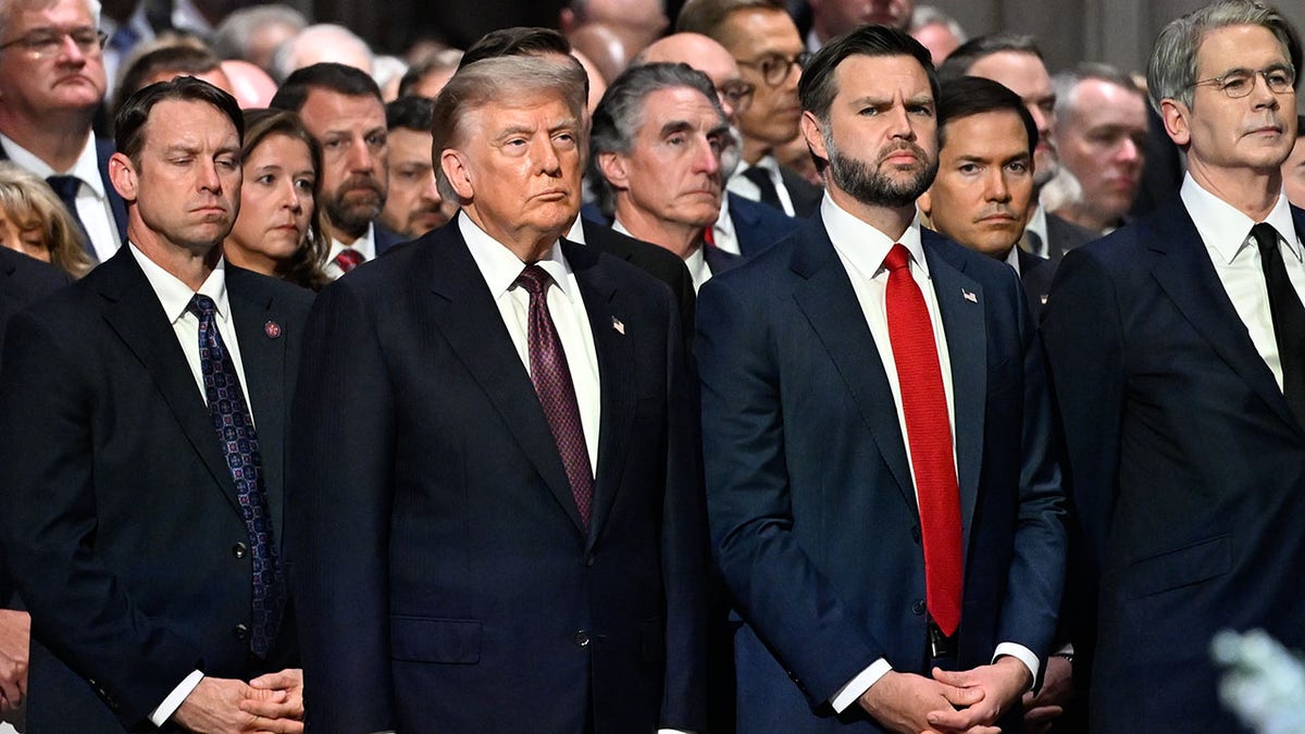 Trump recites Lindsey Graham's phone number during eulogy address