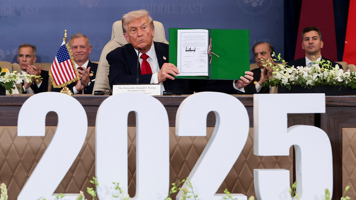 Trump retrasa el acuerdo firmado para la paz en Gaza.