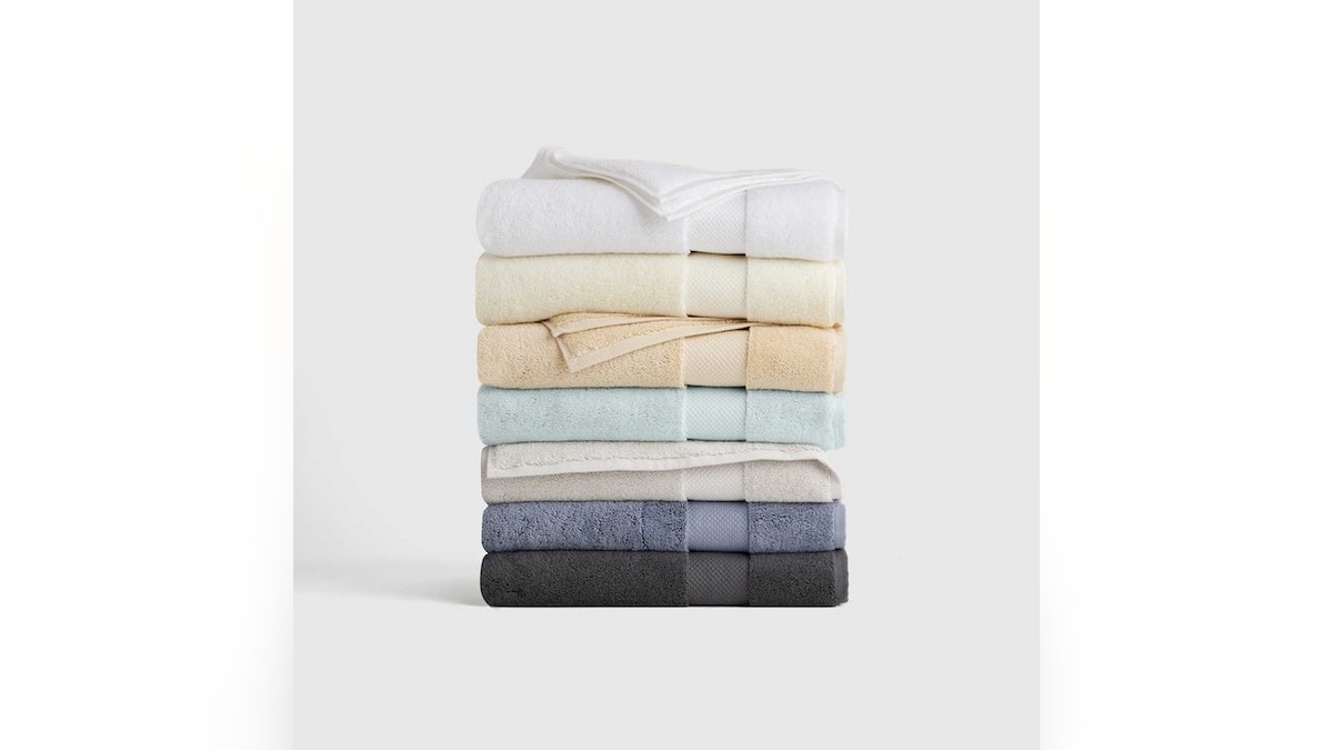 Crisp towels bring the spa experience to your home.