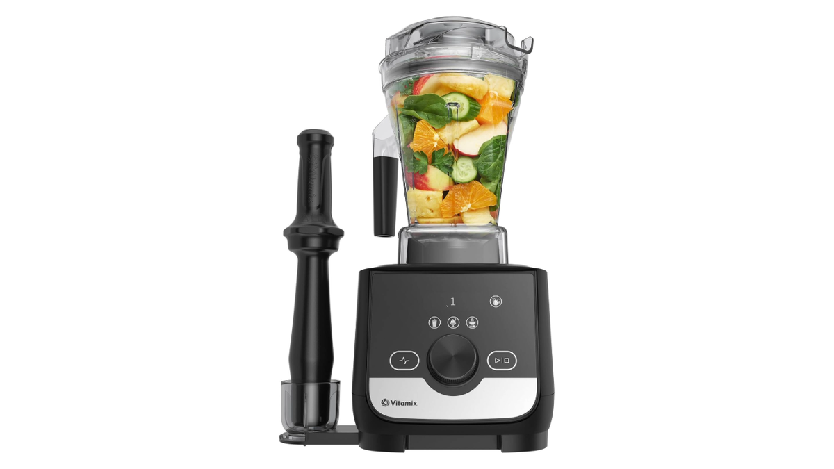 This blender handles crushed ice and frozen fruit with ease.