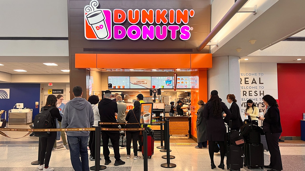 foxnews.com - Teresa Mull - Dunkin's America 250 eagle cup sparks collector frenzy as fans race to snag one