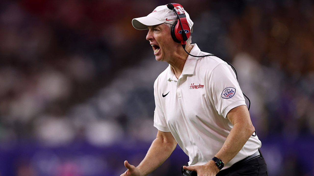 foxnews.com - David Troy - Houston Cougars vs. Texas Tech Red Raiders Friday night preview and over 53.5 prediction