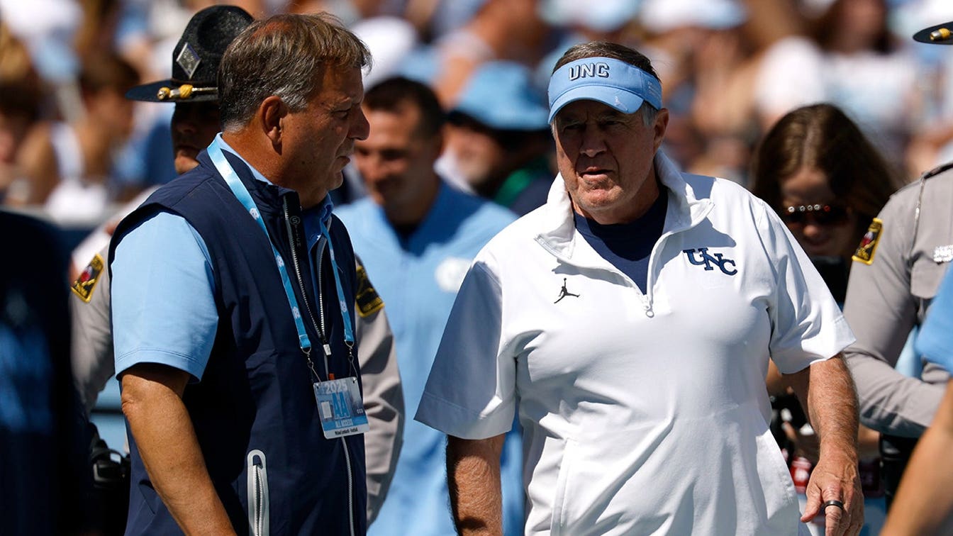 Bill Belichick evita detalles mientras Carolina del Norte lanza una investigación sobre el gerente general Michael Lombardi