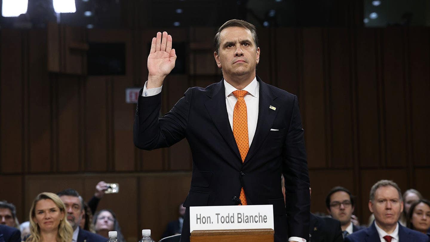 Η επιλογή του Trump AG κρέμεται από ένα νήμα καθώς βασικοί γερουσιαστές του GOP αρνούνται να δεσμευτούν