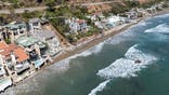 southern-california-beachfront-homes-property-ownership-squatting.jpg