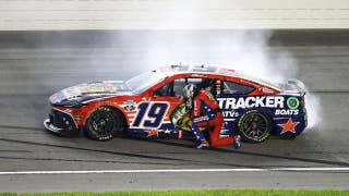 ¡El mensaje proestadounidense NASCAR va a poner furiosa a la izquierda, la nota de Bubba Wallace sobre el 4 de julio y la pelea entre aficionados!