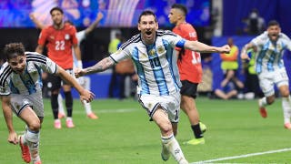 Airplane passenger goes viral for streaming Argentina's miraculous World Cup comeback for the entire plane