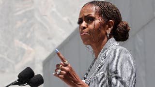 Michelle Obama los medios de usar la moda como arma para «menospreciarla» como amenaza en la campaña