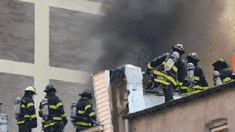 More than a dozen firefighters hurt as massive apartment blaze displaces families - Fox News