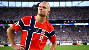 Erling Haaland goes full American with golf bombs, boats and Ella Langley - Fox News