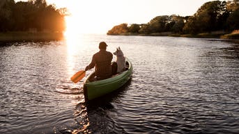 Cancer survivor and dog complete 2,000-mile canoe journey after groundbreaking treatment - Fox News