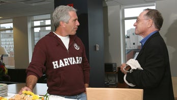 Comer amenaza con citar a Dershowitz después de que este se negara a testificar sobre el caso Epstein