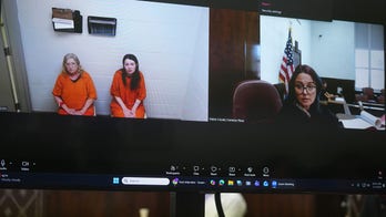 Ohio mom arrested for having 16 kids in 'evil' living conditions wants to be reunited with children: lawyer