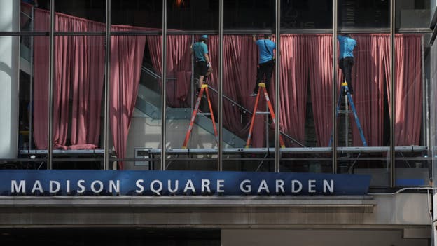 MSG crews hang drapes, continue setup for rumored Taylor Swift wedding