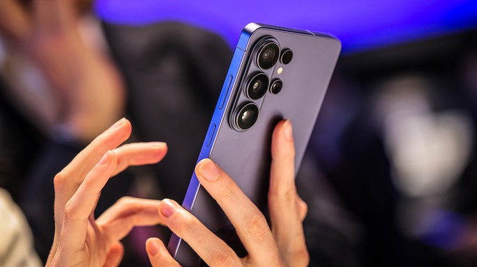Person using their Android phone.