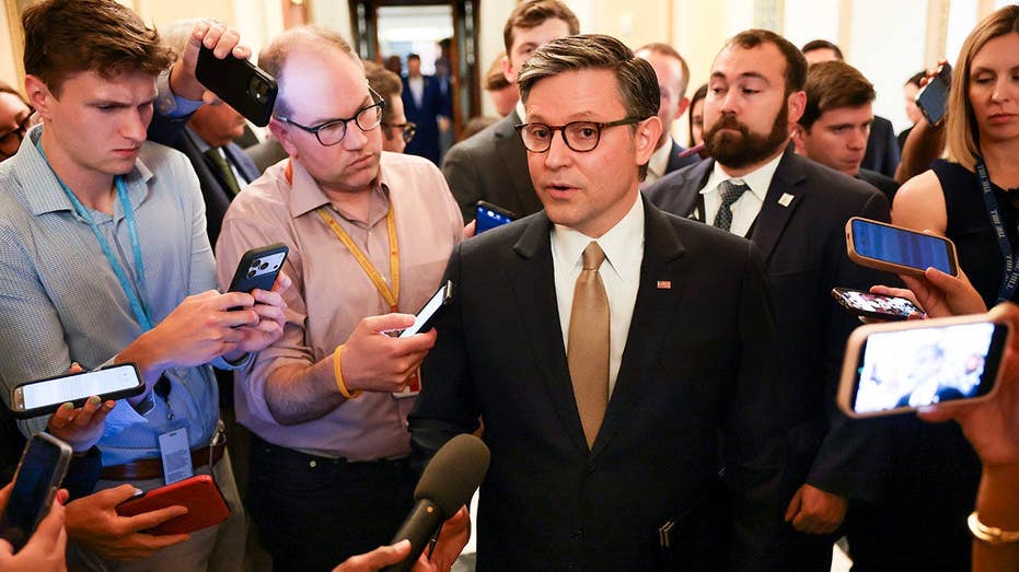GOP leaders race to end conservative revolt as House floor stays at a standstill