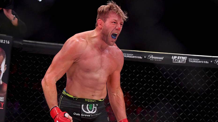 Ex-WWE and AEW star Jake Hager gets knocked out in Power Slap matchup