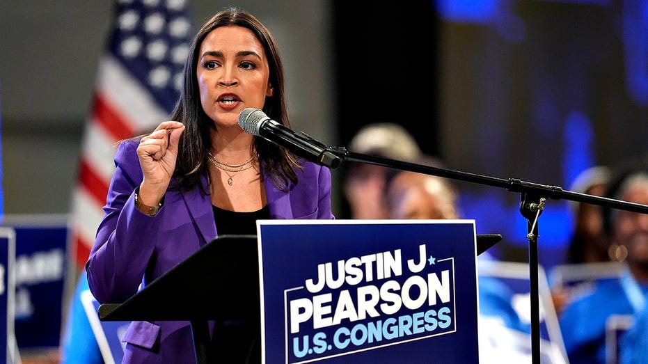AOC accused of putting on new accent during Memphis rally: 'Going full Kamala'
