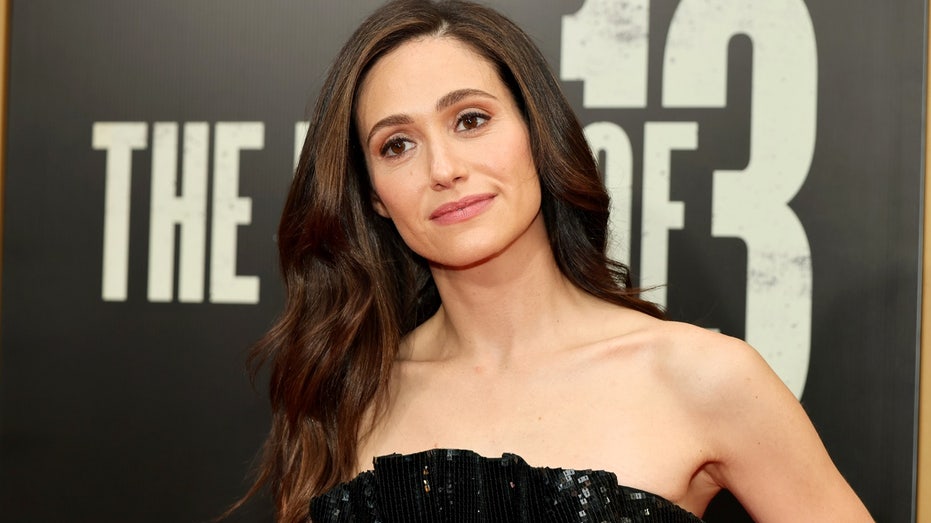 'Shameless' star Emmy Rossum reveals secret marriage at 21 after boyfriend's alleged shocking ultimatum
