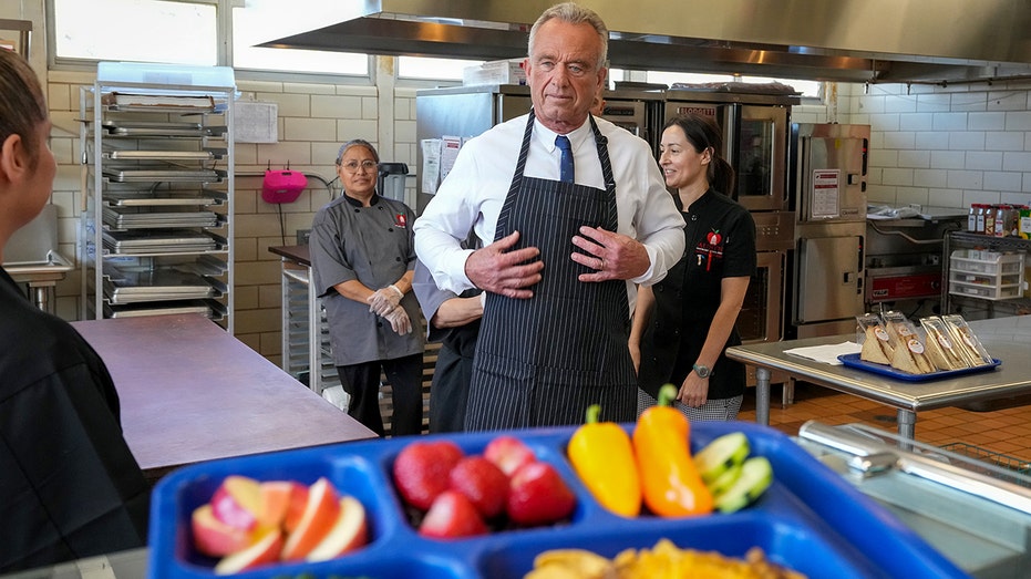 RFK Jr takes MAHA to the kitchen with HHS cooking series promoting healthy meals for under $5