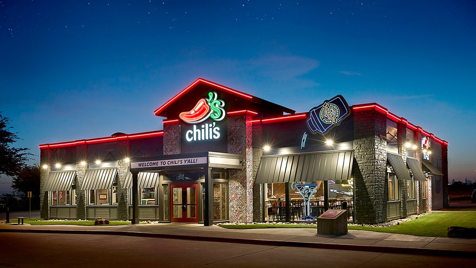 Chili's customers suffer chemical burns after dangerous margarita mix-up