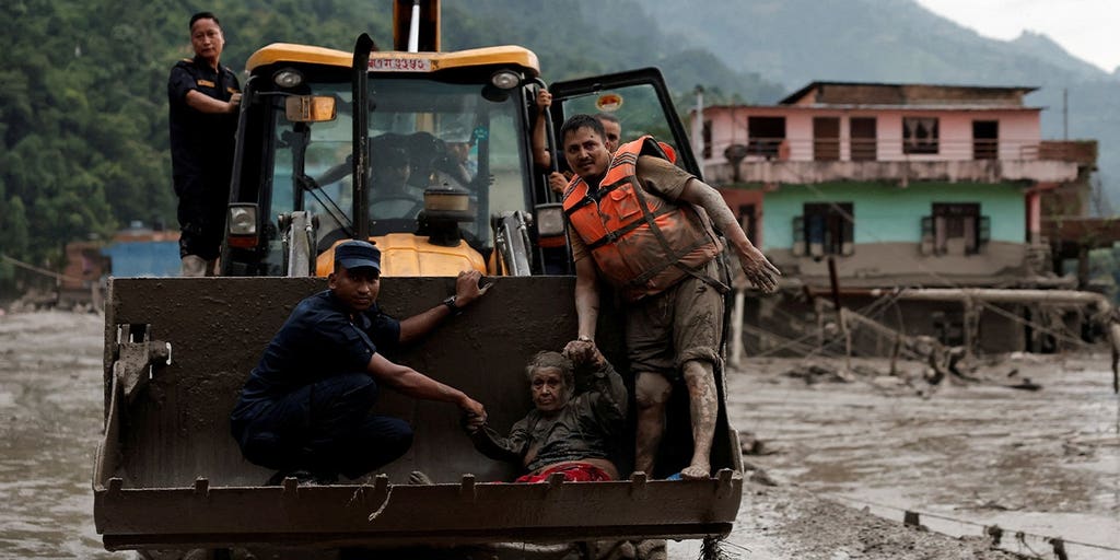 Terrifying video captures people fleeing incoming mudslide at Nepal-China border