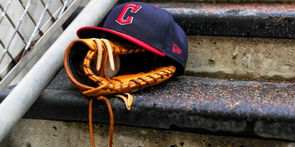 Cleveland Guardians look to even divisional series as Chicago White Sox cling to AL Central lead