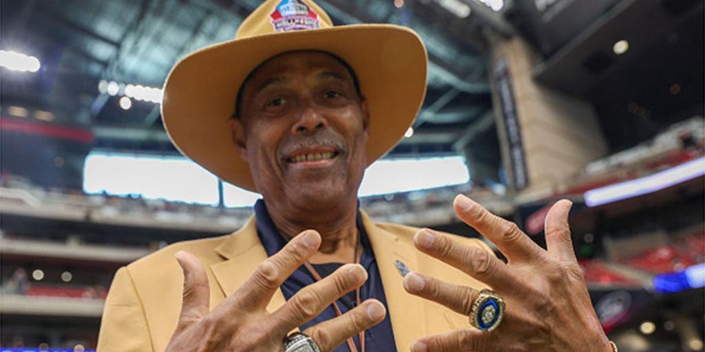 Oilers legend Robert Brazile on fishing, wild Bum Phillips advice and how Howard Cosell coined Dr. Doom