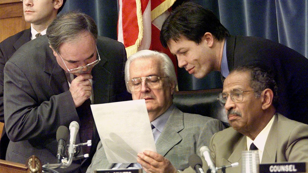 Julian Epstein at Clinton Impeachment hearing