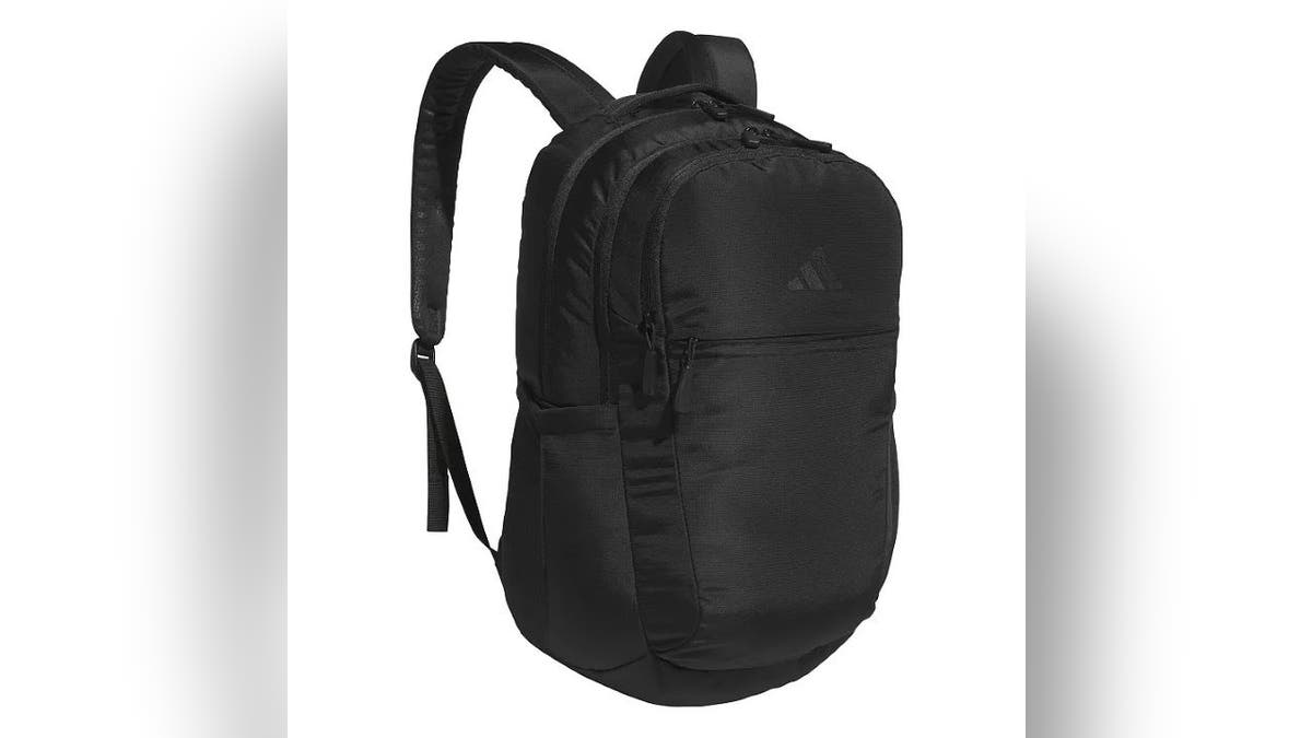 High schoolers and college students will love the multiple compartments and water bottle pockets.