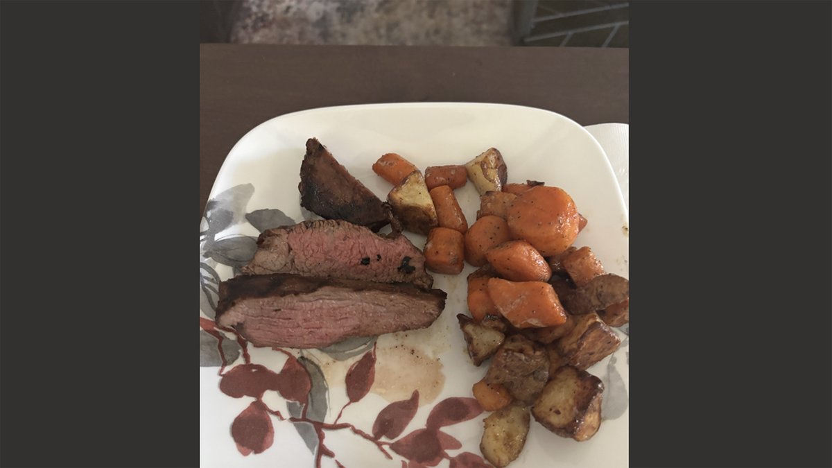 Screencaps reader Bob sends in his meat from the heat of North Las Vegas.