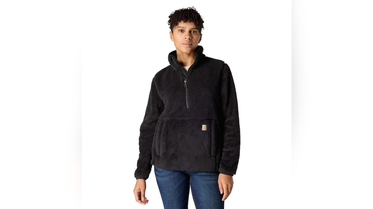 Keep warm in this fleece pullover.