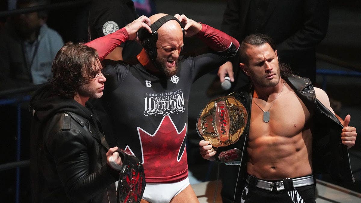 Chris Sabin, Josh Alexander and Alex Shelley pose together at Ryogoku Kokugikan.