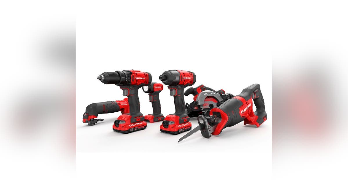 This set has batteries and power tools all in one.