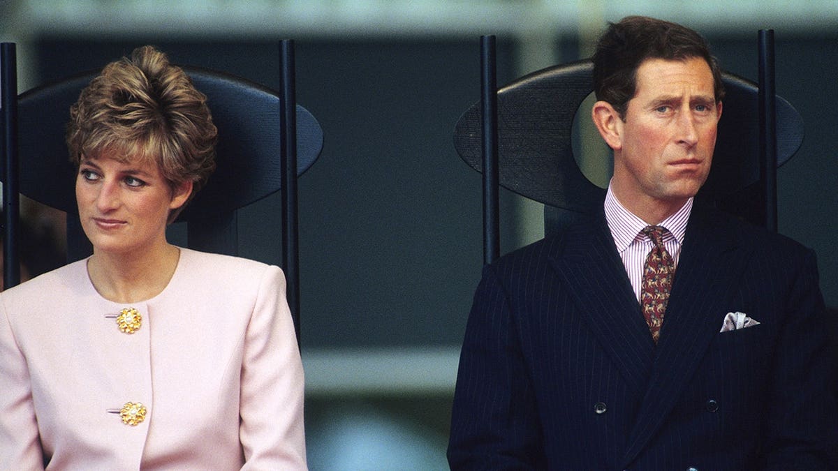 Diana, Princess of Wales, and Prince Charles attend a civic welcome ceremony in Toronto's Nathan Phillips Square.