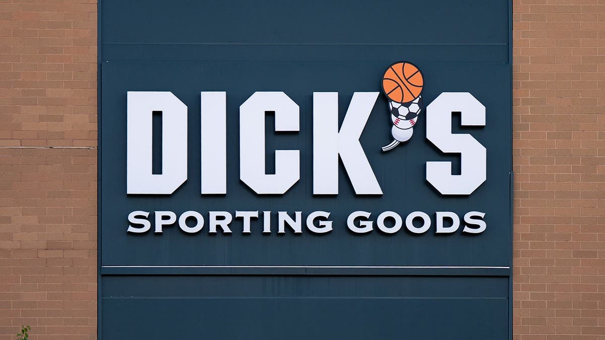 Dick's Sporting Goods logo