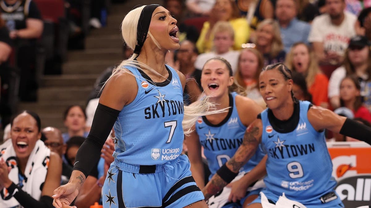 DiJonai Carrington reacts during the first half against the Indiana Fever at United Center.