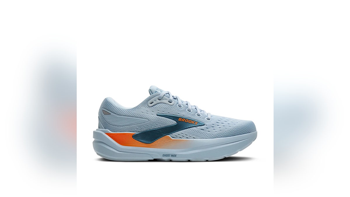 Brooks Ghost Max 3