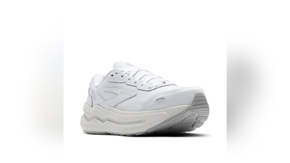 Brooks Ghost Max L