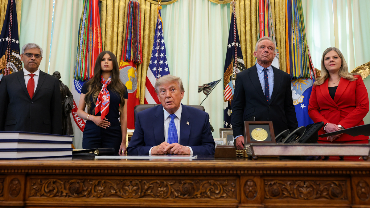 Heidi Overton Oval office