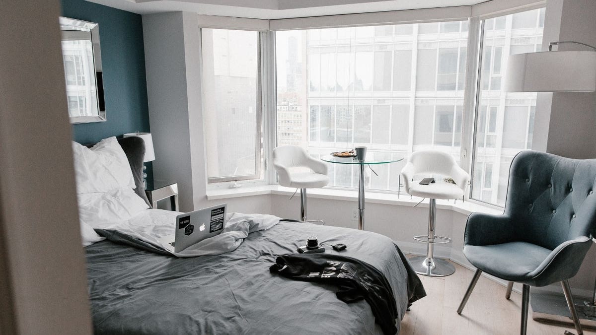 A hotel room