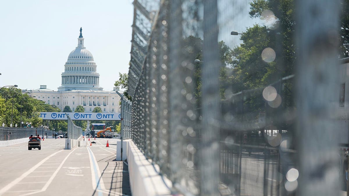 IndyCar race track stretches down Pennsylvania Avenue in Washington, D.C.