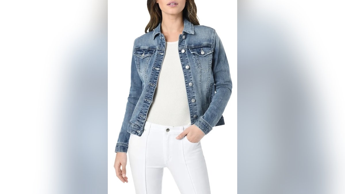 Top off any look with this collared denim jacket.