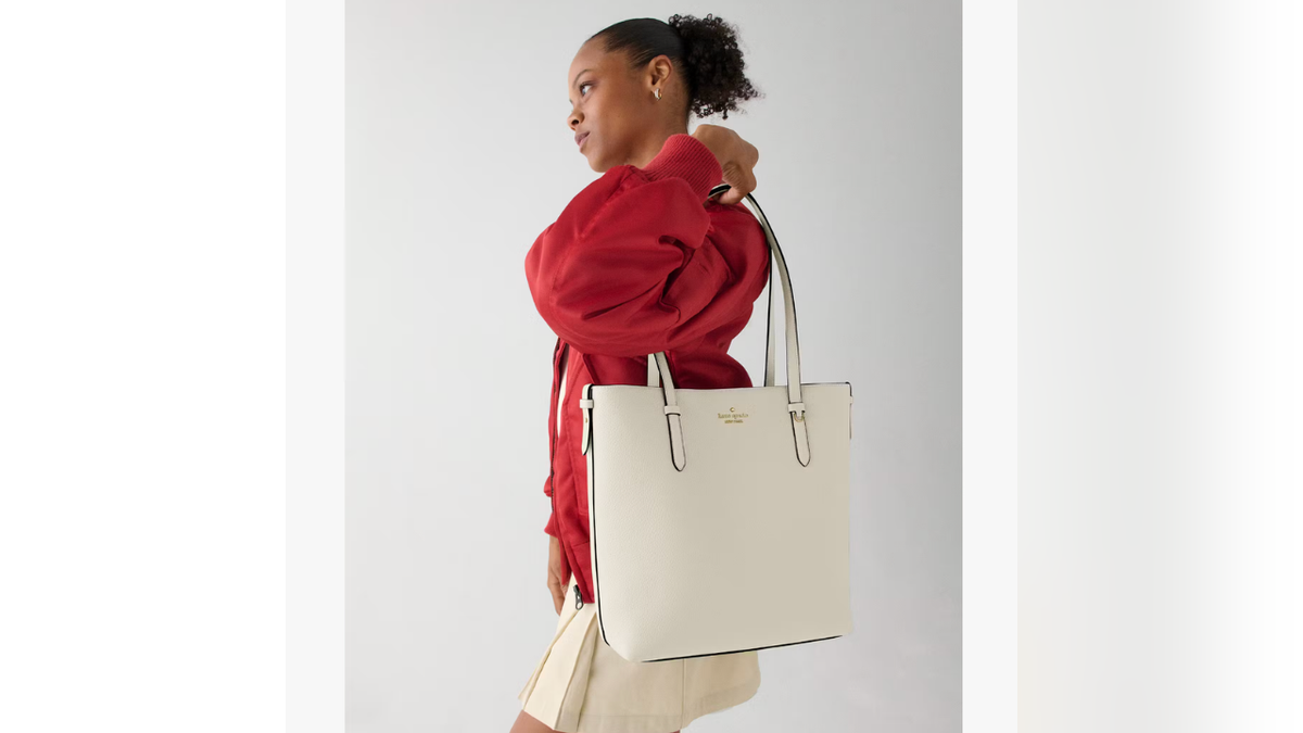 Save $270 on the Juliette Leather Medium Tote.