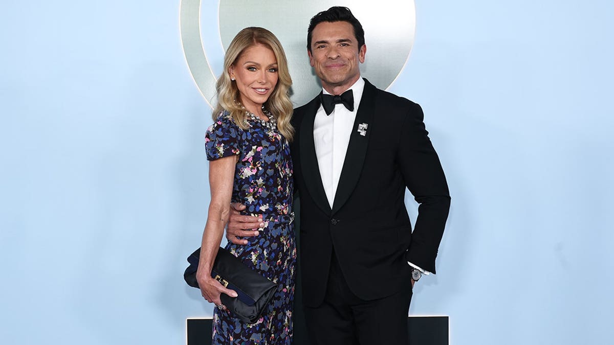 Kelly Ripa and Mark Consuelos attend the 79th Annual Tony Awards at Radio City Music Hall.